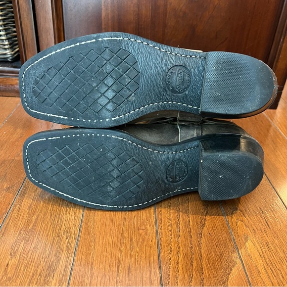 Frye Boots - brown, classic, GUC - Picture 5 of 5